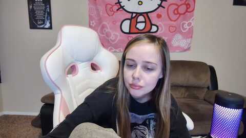 lunalovelyy @ myfreecams on 20240405