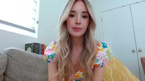 vegansoda @ myfreecams on 20240406