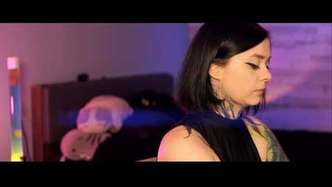 acidpie @ myfreecams on 20240407