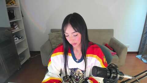jade7777 @ myfreecams on 20240407