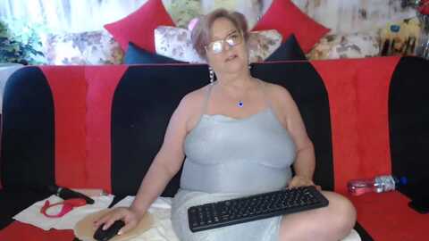 queenpammy @ myfreecams on 20240407