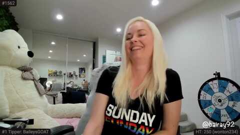 baileyrayne @ myfreecams on 20240408