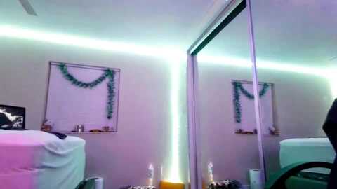 elymarie @ myfreecams on 20240408
