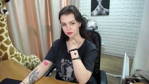 gianna_dior @ myfreecams on 20240408