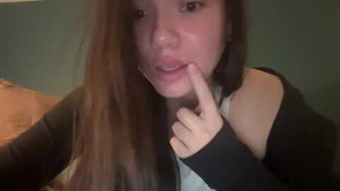 imava @ myfreecams on 20240408