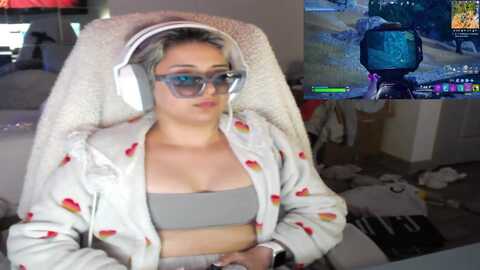 starbiesqt314 @ myfreecams on 20240408