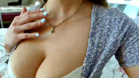 ana_rose @ myfreecams on 20240409
