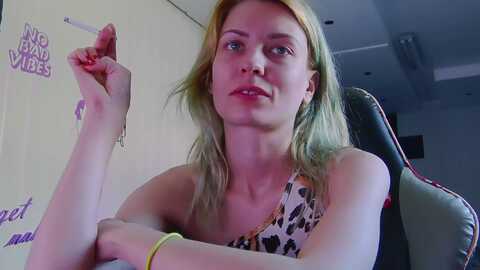 karoline121 @ myfreecams on 20240409