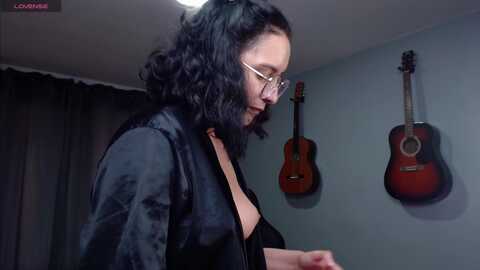 miaportmanx @ myfreecams on 20240409