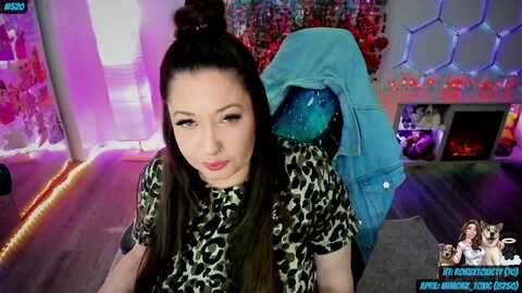toxic_haze @ myfreecams on 20240410