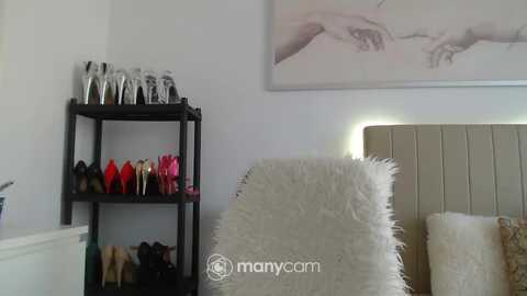 hrystina_ @ myfreecams on 20240411