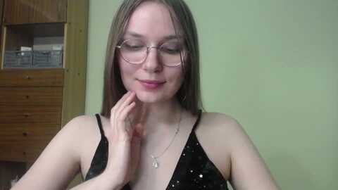 perfectelly @ myfreecams on 20240411