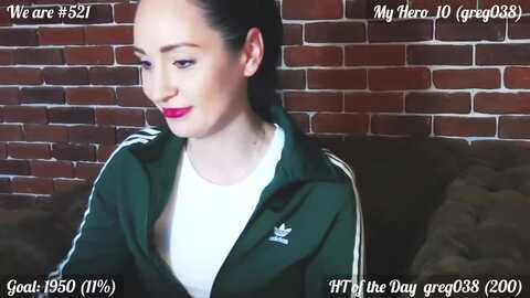 quinniesmile @ myfreecams on 20240411