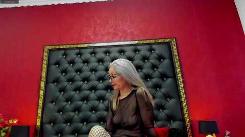 cougarcleo @ myfreecams on 20240412