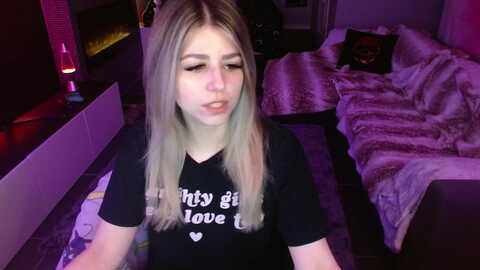 serafina @ myfreecams on 20240412