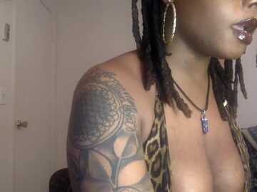 warmhoney888 @ myfreecams on 20240412