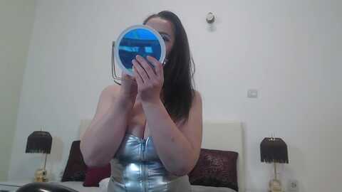anahathor @ myfreecams on 20240413