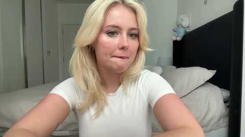 beasaitou @ myfreecams on 20240413