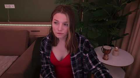 icedanielle @ myfreecams on 20240414