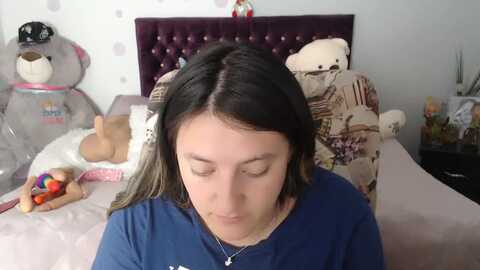 lorenahot06 @ myfreecams on 20240415