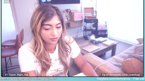 missrinaroxx @ myfreecams on 20240415