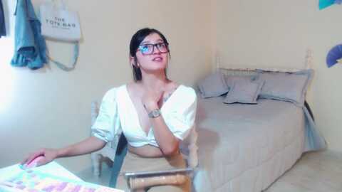 nyahmackenzie @ myfreecams on 20240415