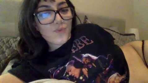 pocketnikki @ myfreecams on 20240415