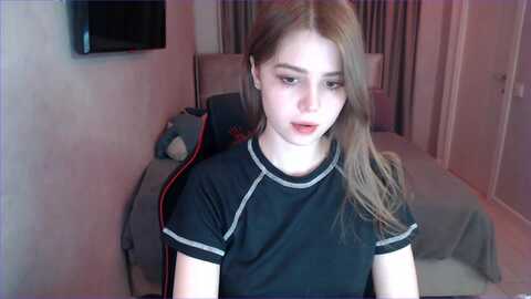 tripleprinces @ myfreecams on 20240415
