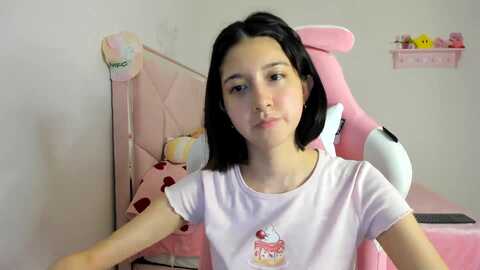 cherrycute666 @ myfreecams on 20240416