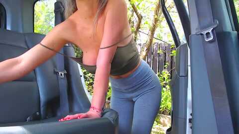yourguiltypus @ myfreecams on 20240416