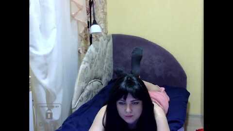 anksunamun_x @ myfreecams on 20240417
