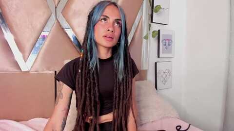 juanadearco5 @ myfreecams on 20240417