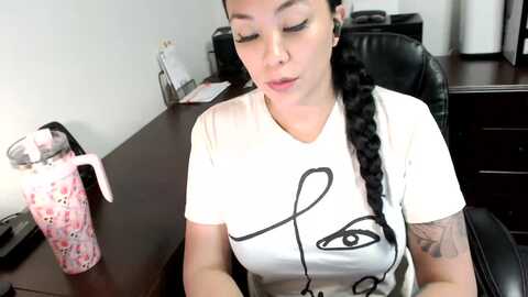 mickaylamoon @ myfreecams on 20240417