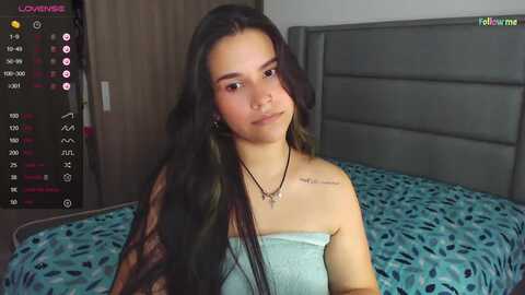 sky_lover_ @ myfreecams on 20240417