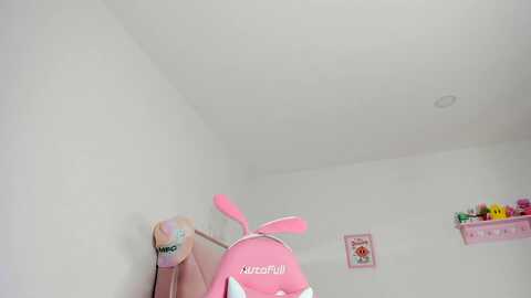 cherrycute666 @ myfreecams on 20240418