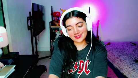 brattyamber @ myfreecams on 20240419