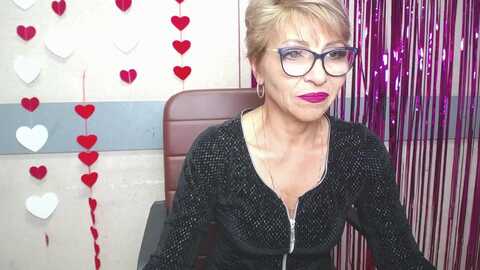 hollyincresh @ myfreecams on 20240419