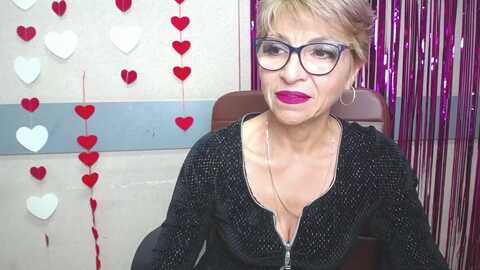 hollyincresh @ myfreecams on 20240419