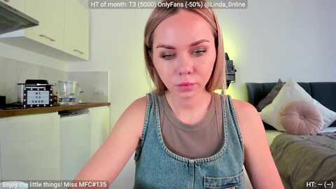 linda_0nline @ myfreecams on 20240419