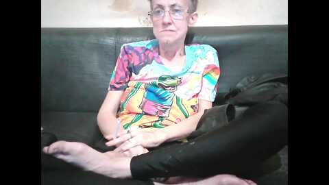 sexygeny @ myfreecams on 20240419