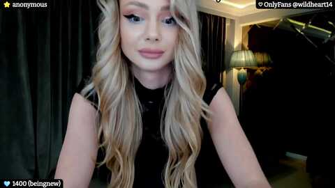 yveline @ myfreecams on 20240419