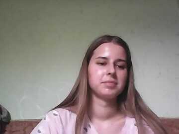 abycross @ myfreecams on 20240420