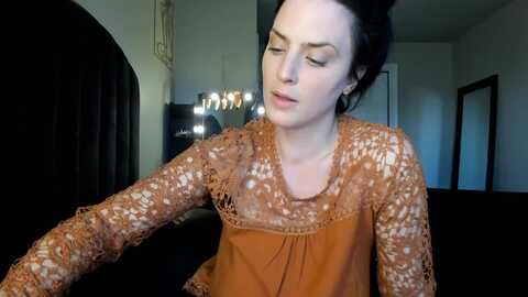 araisyours @ myfreecams on 20240420