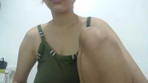 hotpukiluver @ myfreecams on 20240420