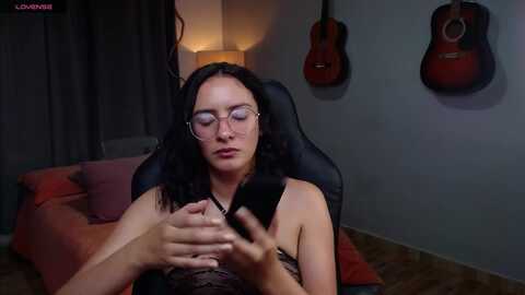 miaportmanx @ myfreecams on 20240420