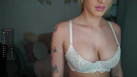 nicoletteshea @ myfreecams on 20240420
