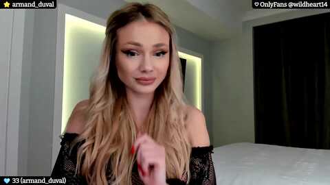 yveline @ myfreecams on 20240420