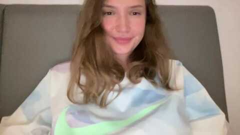 eye_poppy_ @ myfreecams on 20240421