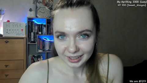 lizaghost @ myfreecams on 20240421