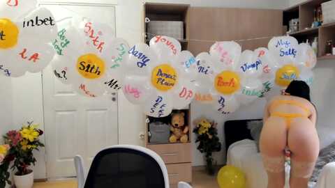 pr1nc3ss_ @ myfreecams on 20240421